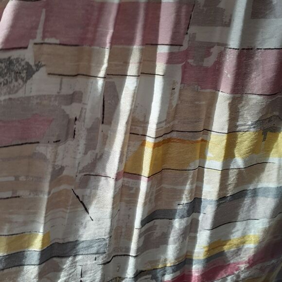 Moon River Viscose Blend Voluminous Maxi Dress - Picture 5 of 16